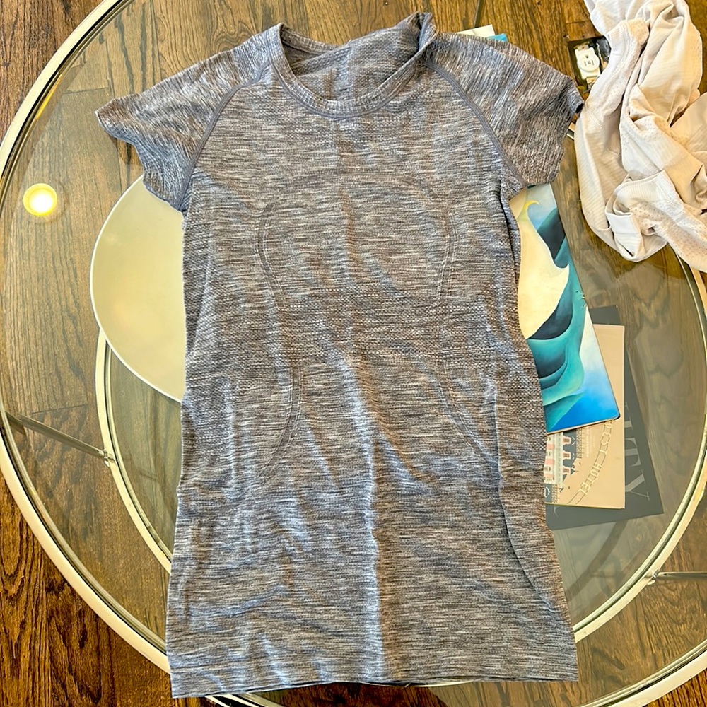 Lululemon swiftly tee